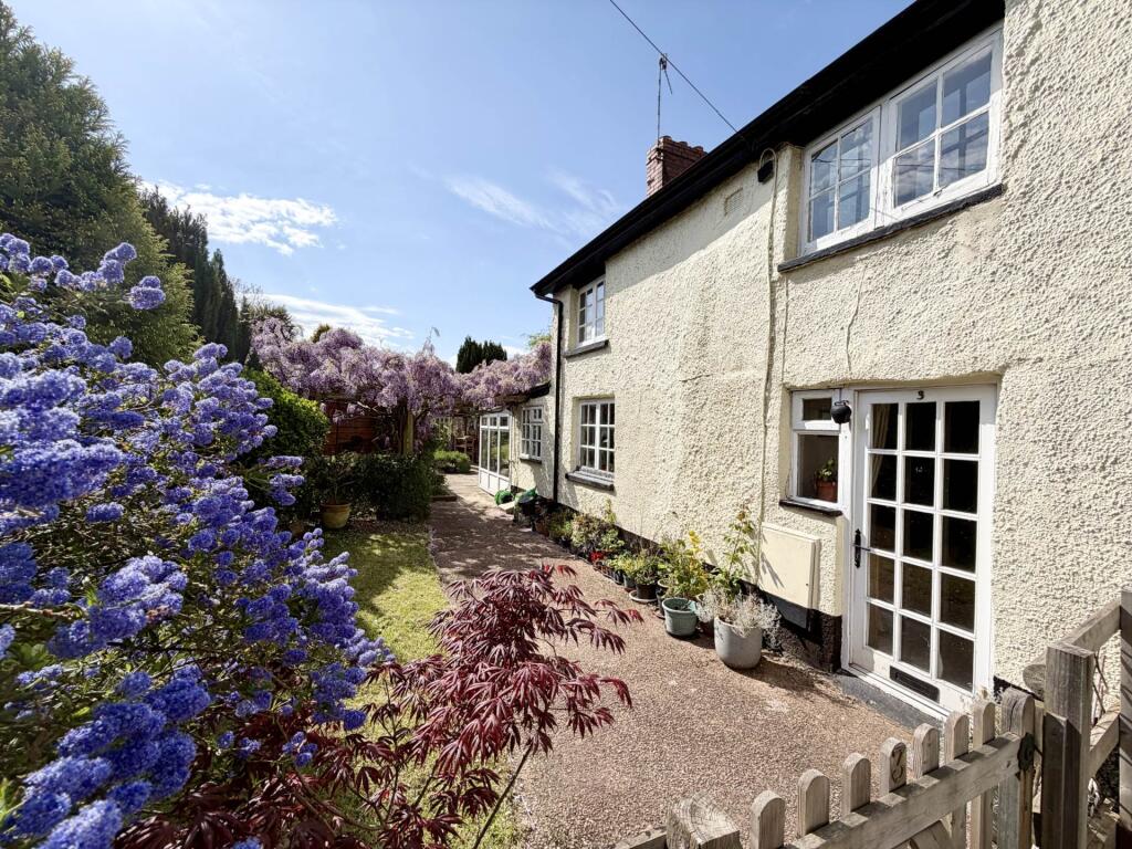 Main image of property: Exmouth Road, Lympstone
