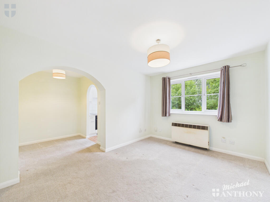 Apartment in Aylesbury, Walton - View 3