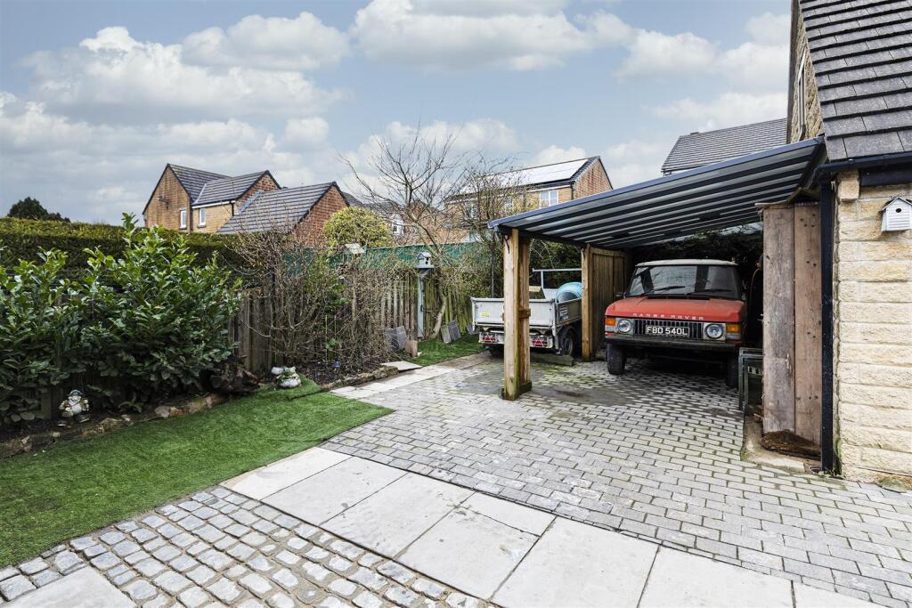 Additional image 43 of Moor Close Road, Queensbury, Bradford