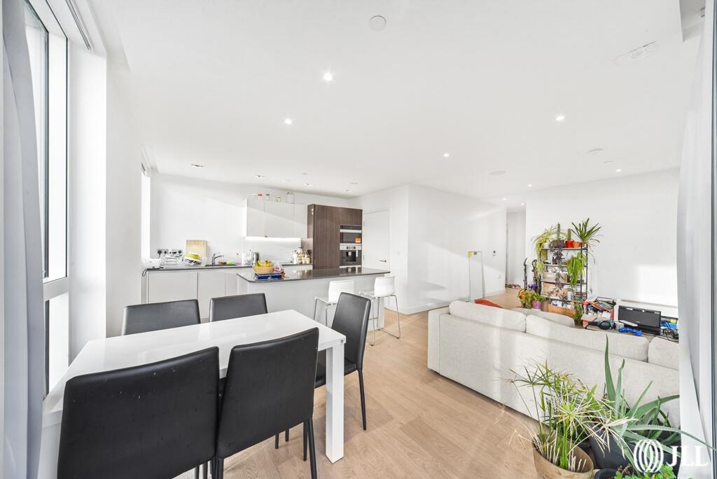 Apartment in London - More