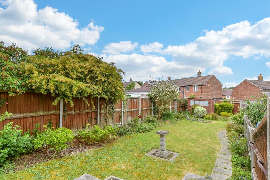 House in Gillingham, Medway - View 2