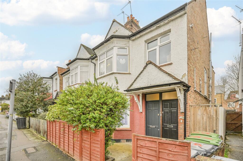 Main image of property: Ewart Grove, London, N22