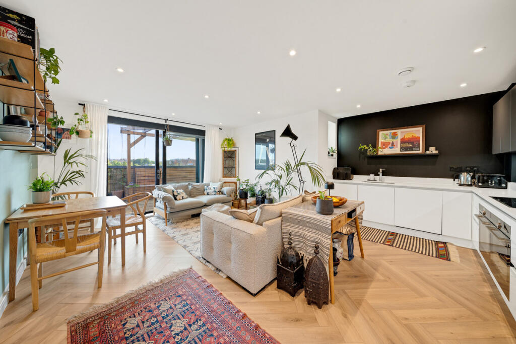 Apartment in London - View 2