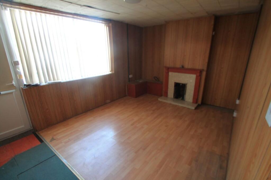 House in Mold, Leadmill - More