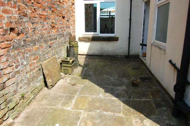 Rear Front Yard