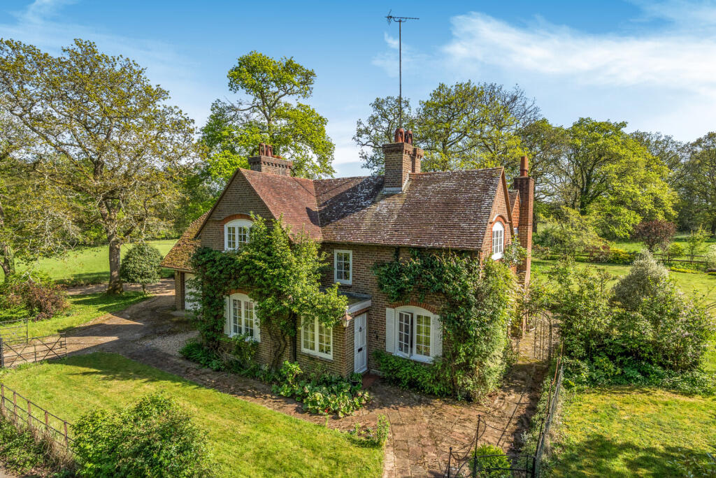 Main image of property: Wykehurst Lane, Ewhurst, GU6