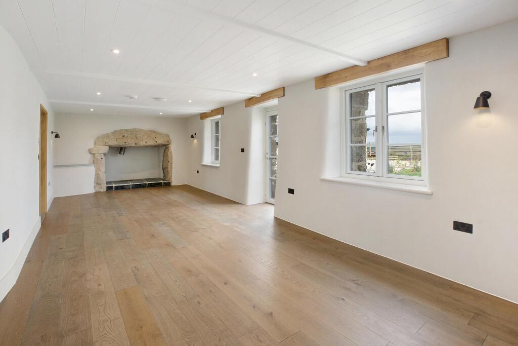 House in Zennor, Kerrowe - View 3