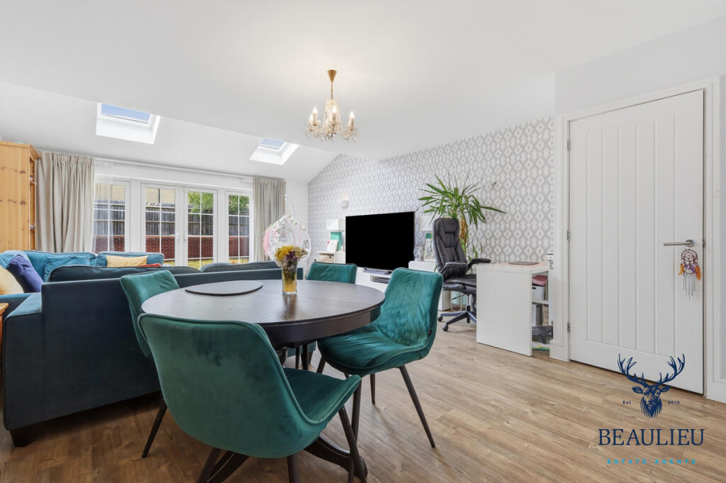 House in Chelmsford - More