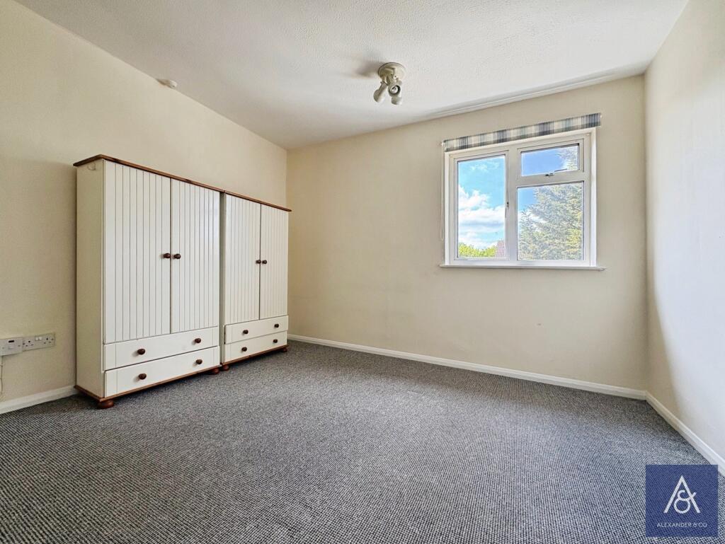Apartment in Brackley, West Northamptonshire - More