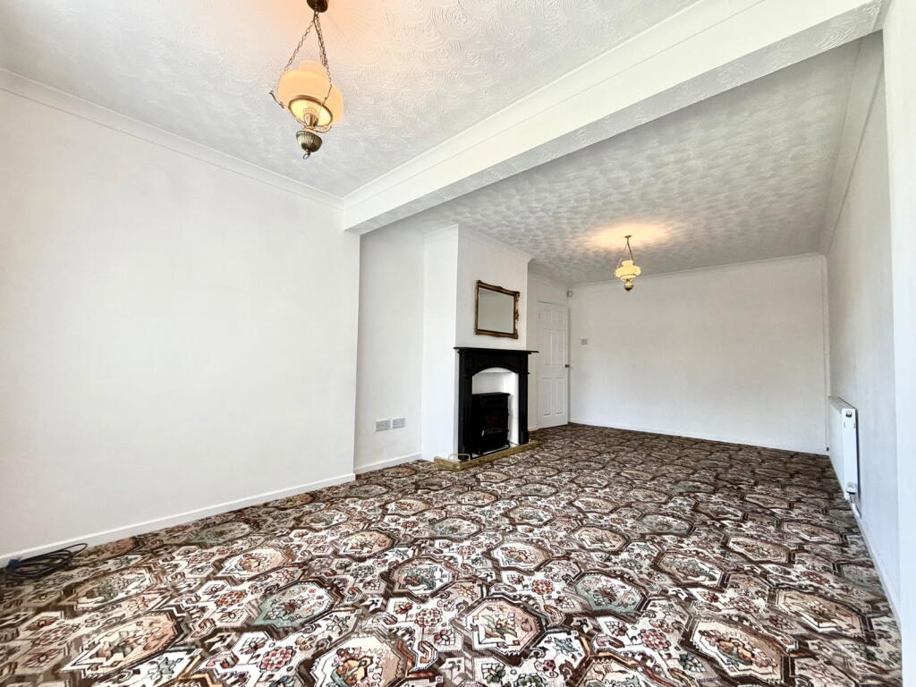 House in Dudley, West Midlands - View 2