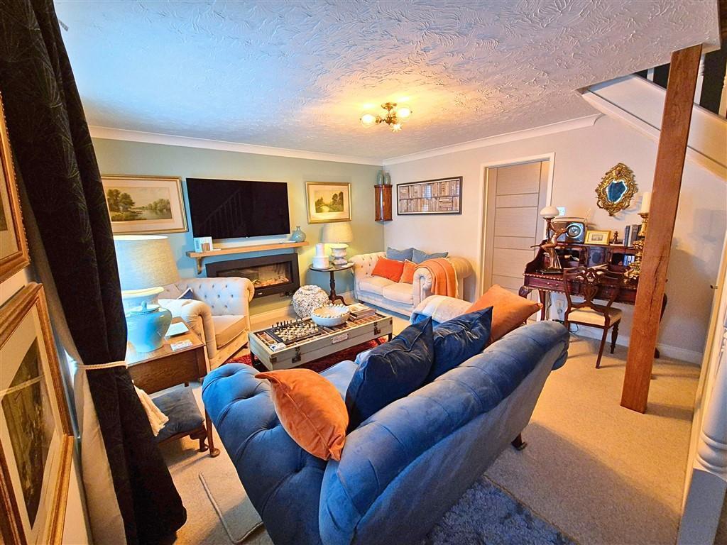 Wigmore, Leominster, Herefordshire, HR6 9UJ photo 3