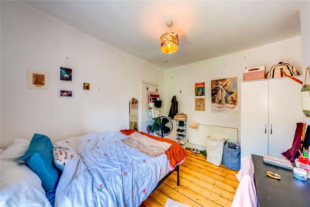 Apartment in London - View 3