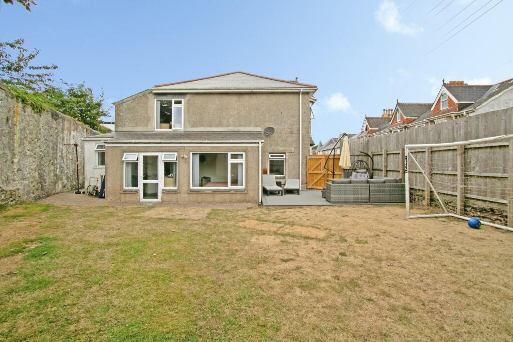 House in Truro - View 4