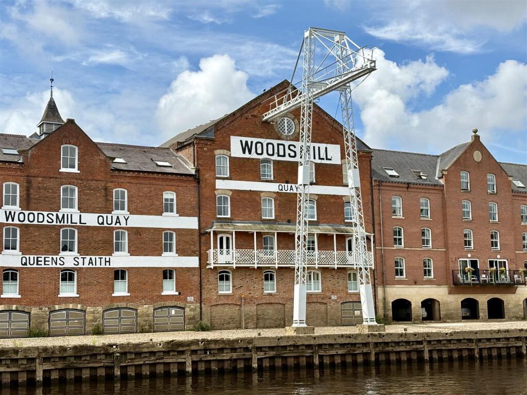 Main image of property: Skeldergate, York