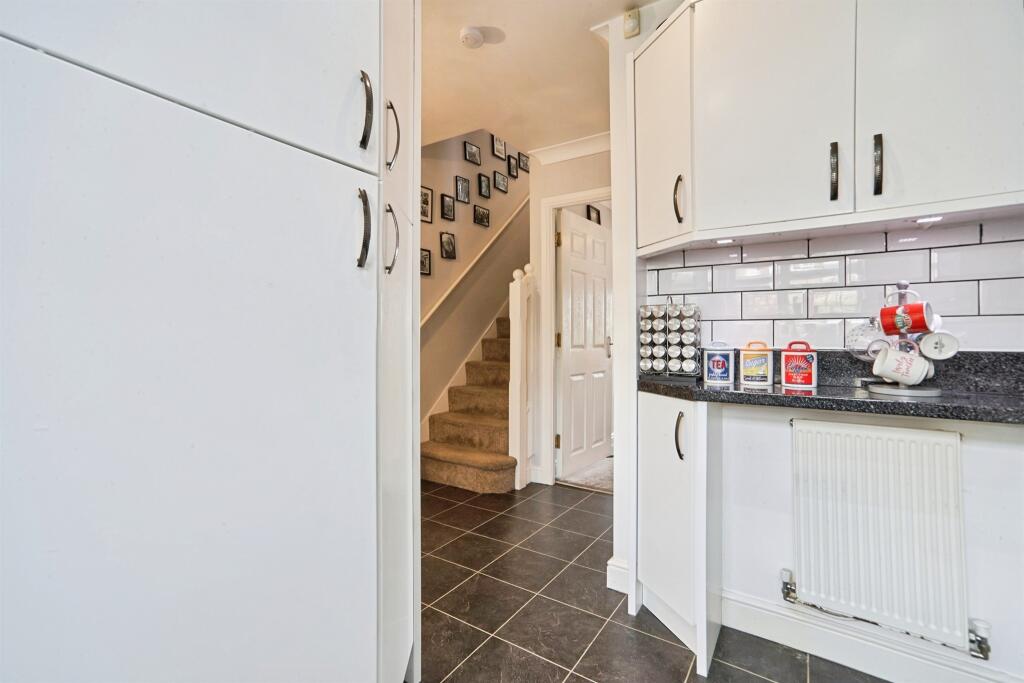 Forestdale Way, Shipley photo 4