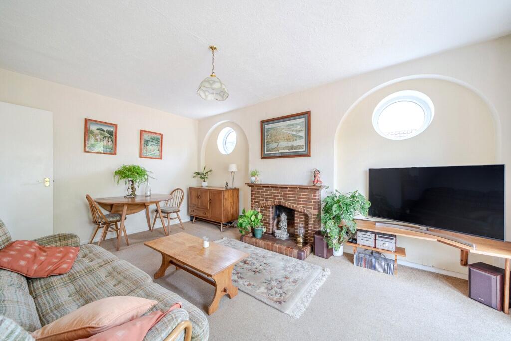 House in Mole Valley, Surrey - View 4