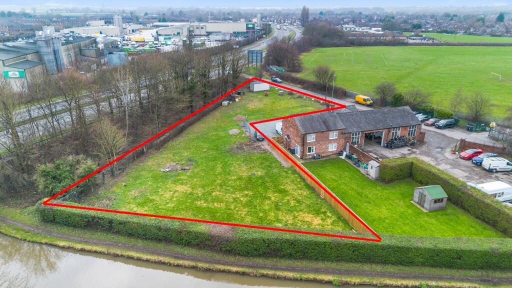 Main image of property: Canal Walk, Rudheath, CW9