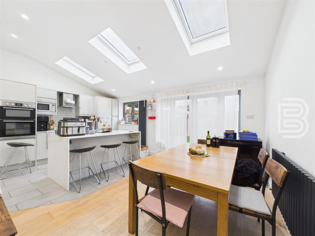 House in Rugby, Eastlands - View 2
