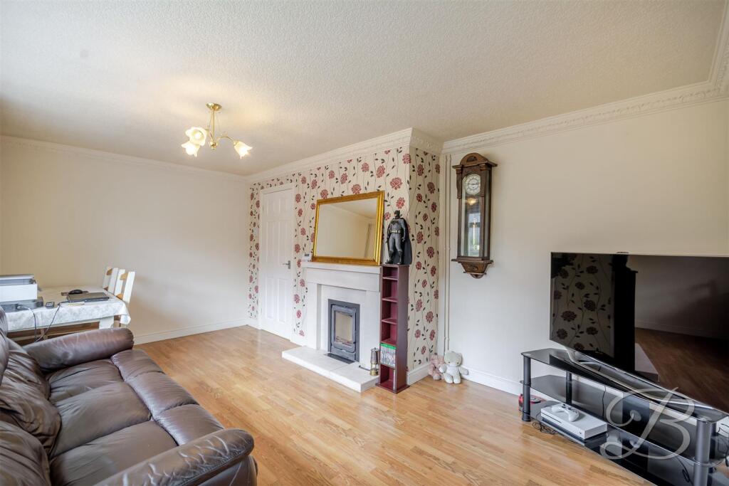 Holbrook Close, Pleasley, Mansfield - View 3