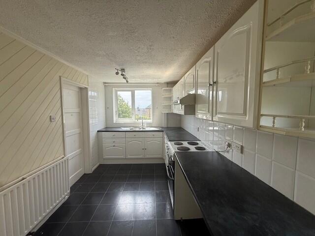 House in Nottingham, Clifton - View 3
