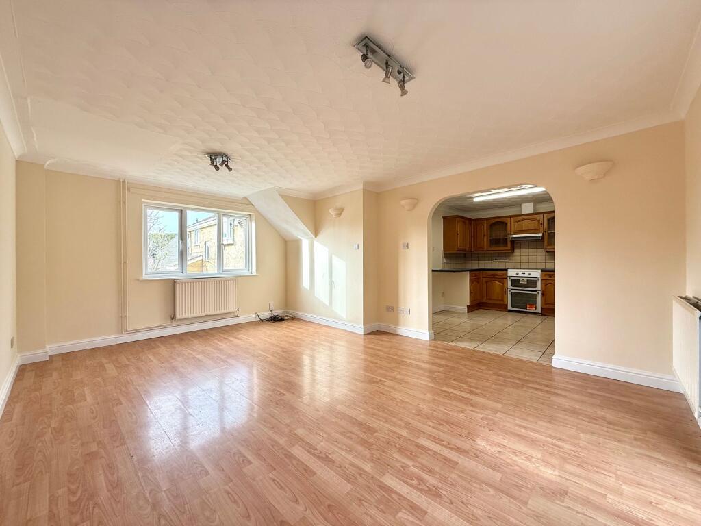 Squires Road, Watchfield, SN6 photo 4