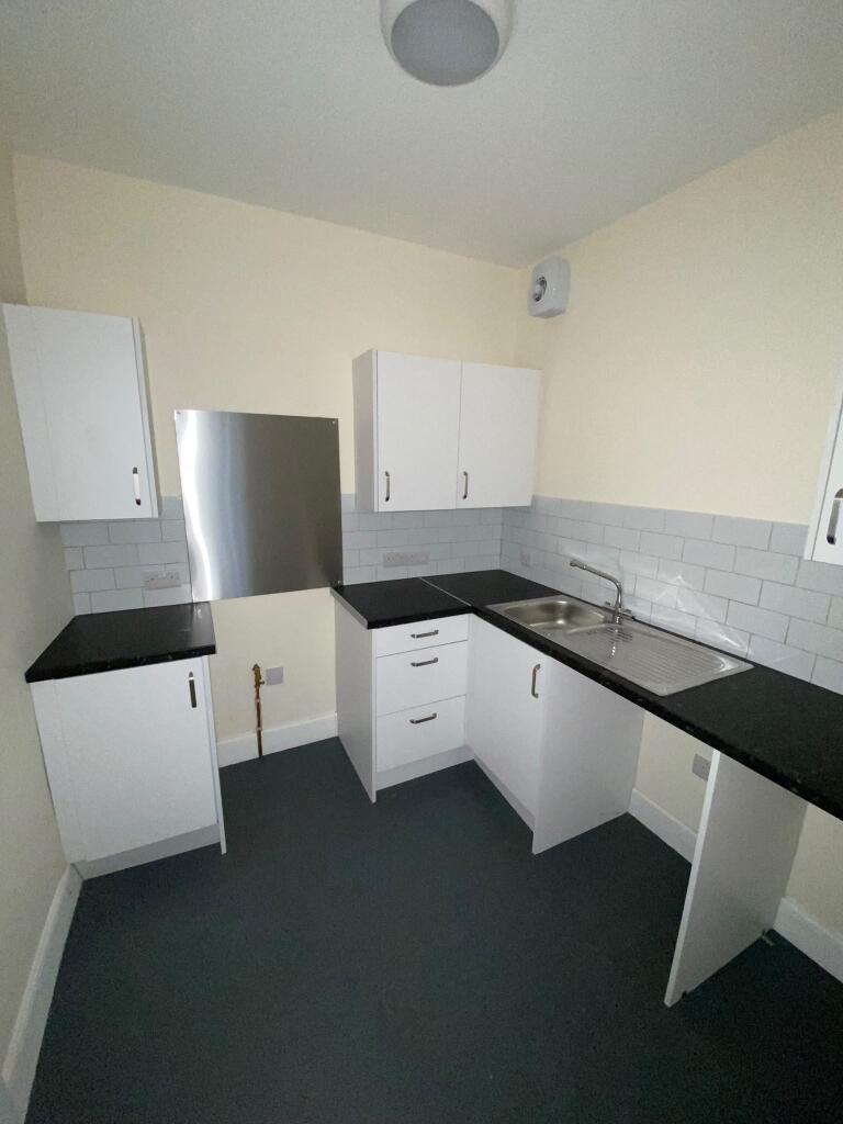 3F1, 3 Peffer Street, Edinburgh, Craigmillar EH16 4BA photo 4