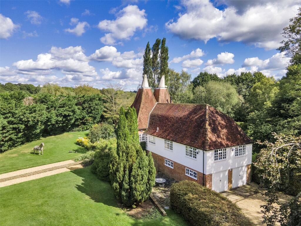 Main image of property: Standen Street, Iden Green, Benenden, Cranbrook, Kent, TN17