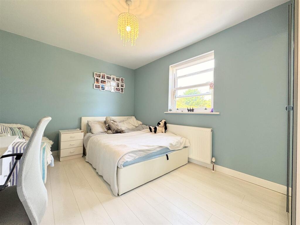 House in Truro - View 5