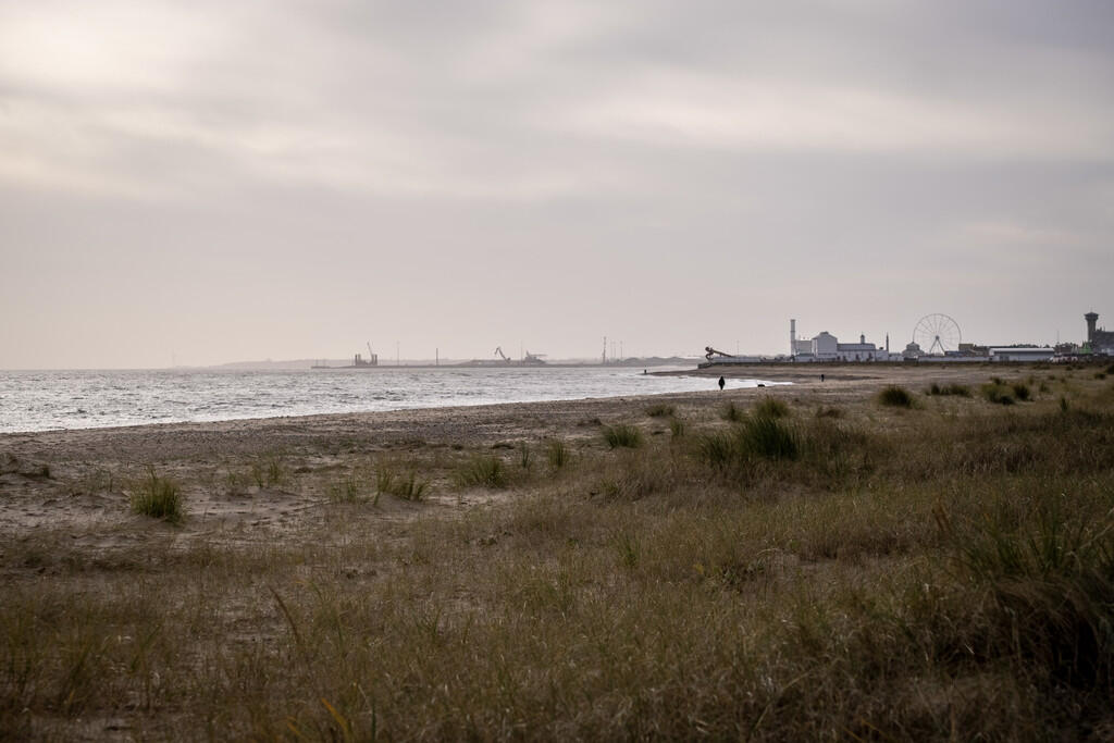 North Drive, Great Yarmouth, Norfolk photo 3