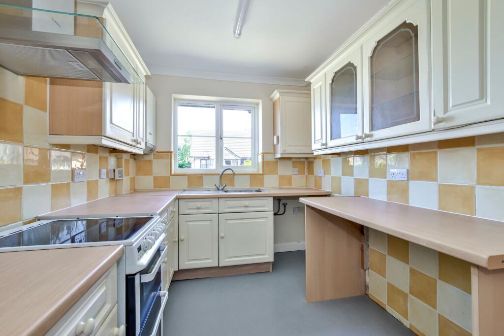 De Havilland Way, Abbots Langley, WD5 photo 3