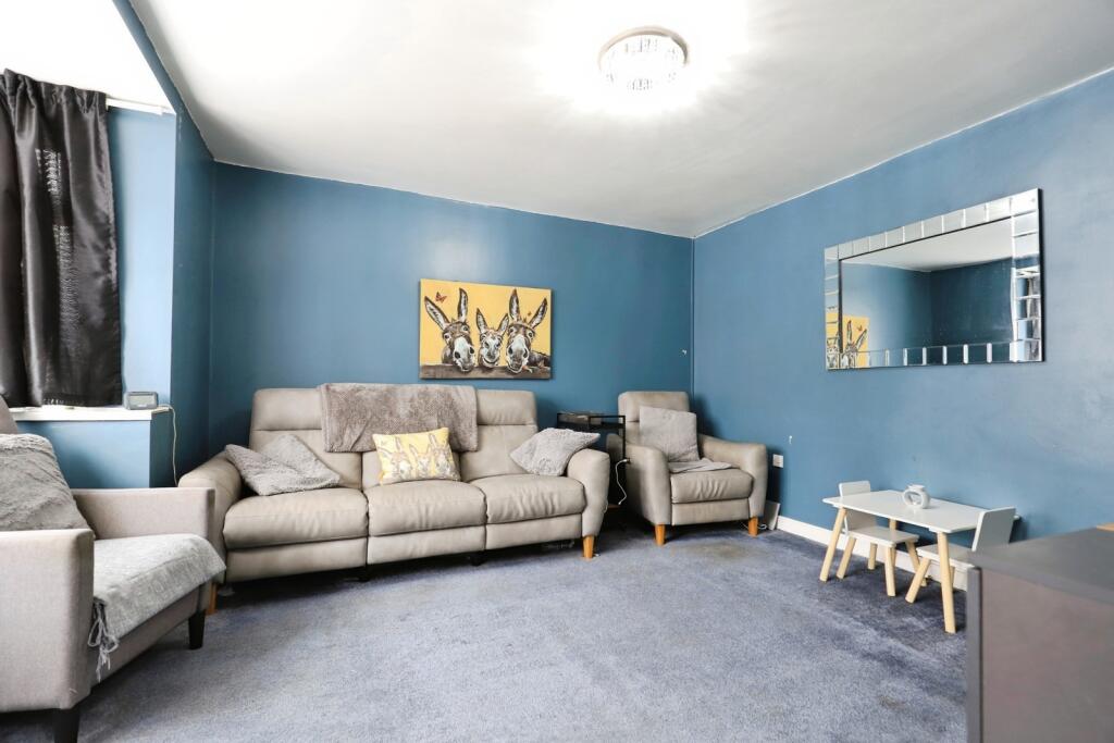 House in Wolverhampton, West Midlands - View 5