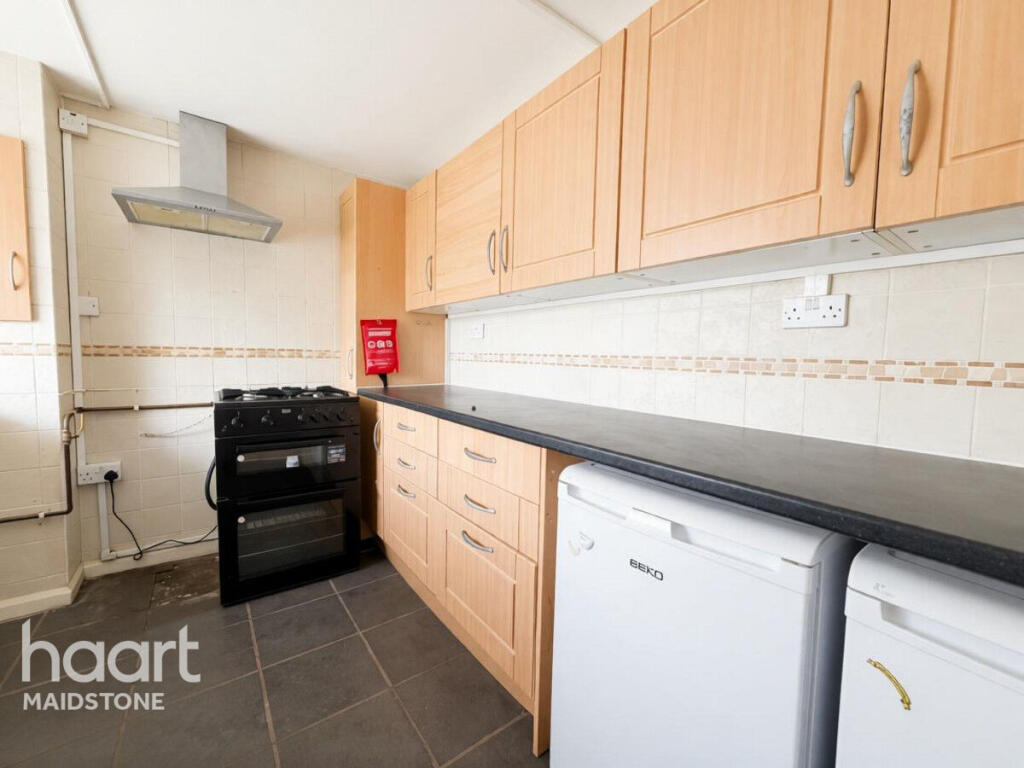 Apartment in Rochester - View 3