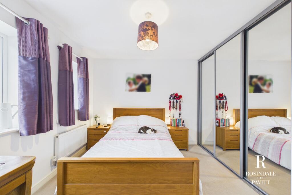 House in London, Carshalton-on-the-Hill - More