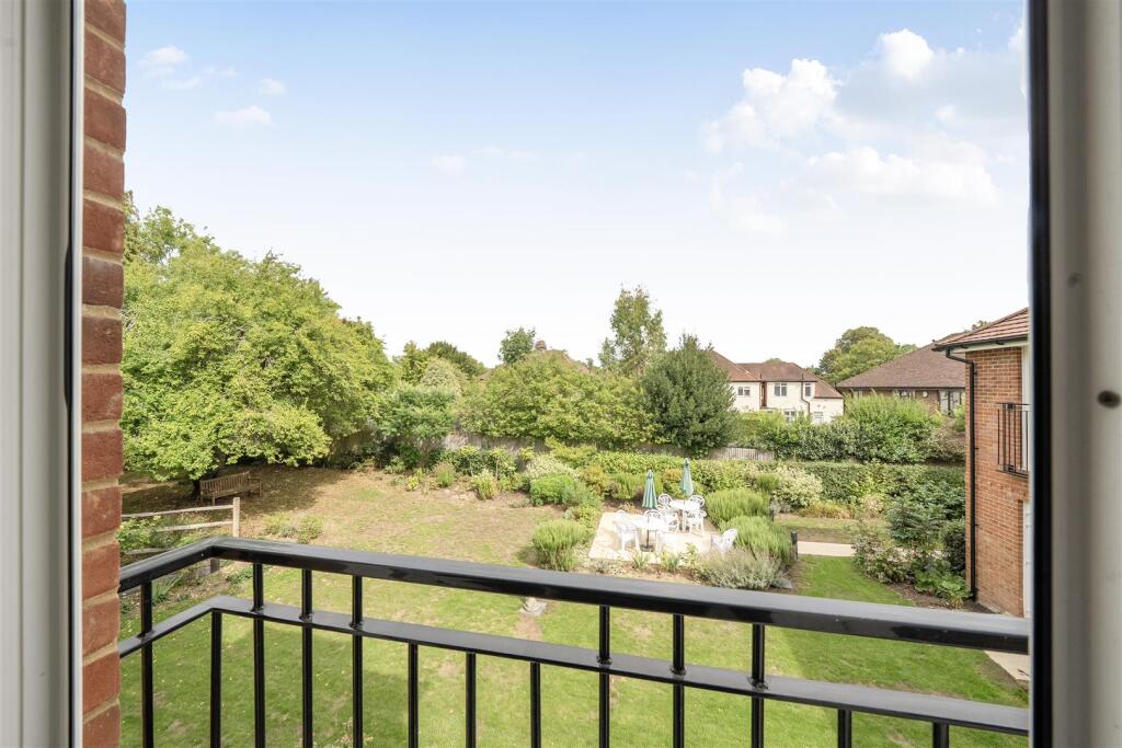 Apartment in London, Selsdon - View 5