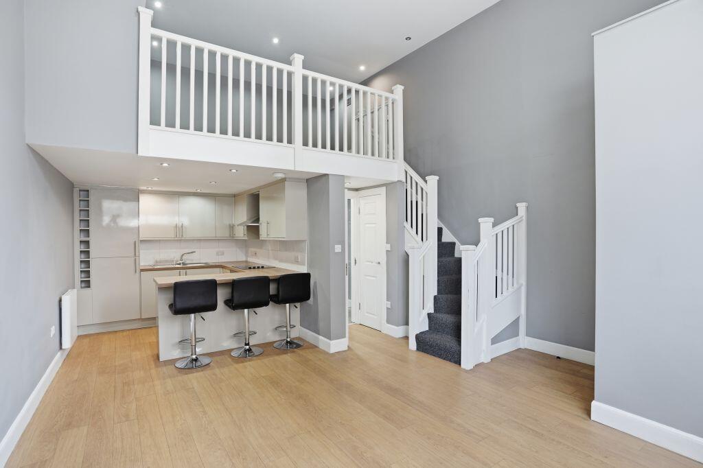 22 Duke Street, Edinburgh, EH6 8HQ photo 2