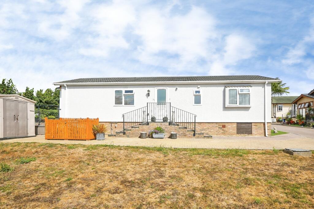 House in Maidstone, Harrietsham - View 2