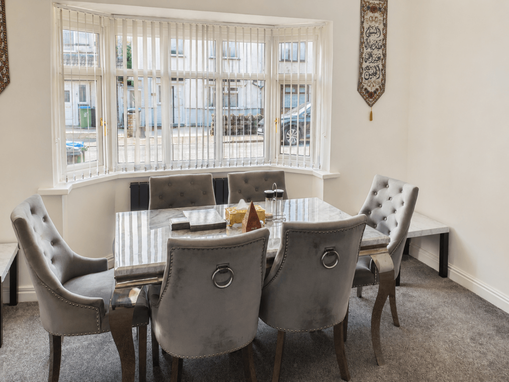 House in Sandwell, Kenrick Village - View 5
