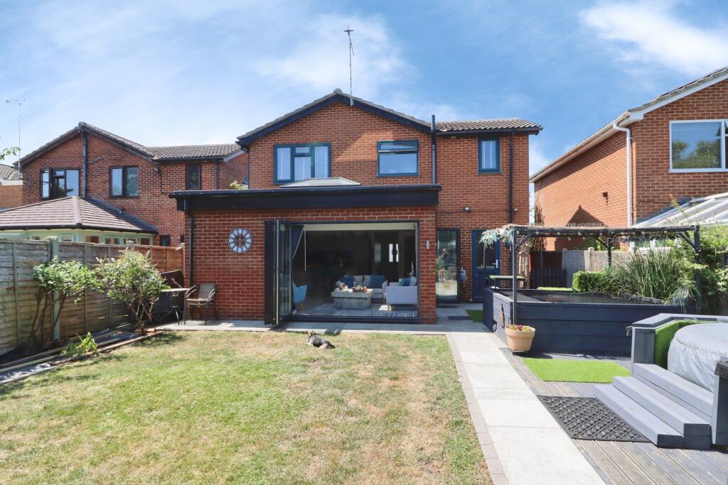 House in Maldon, Latchingdon - View 2