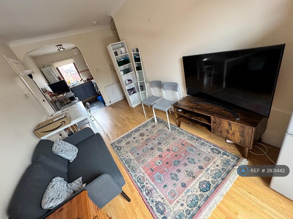 Main image of property: Maryhill Road, Glasgow, G20