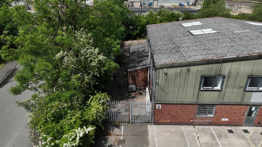 Photo 13