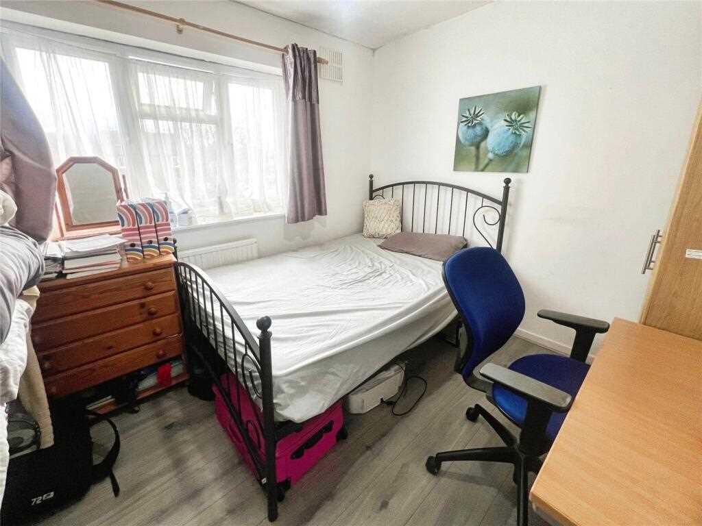 Haig Drive, Windsor Meadows, Cippenham photo 4