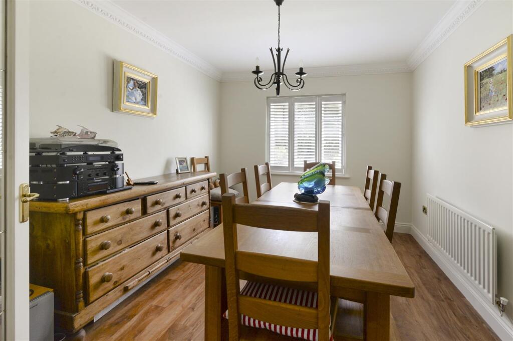 House in Tonbridge and Malling, Kings Hill - View 4