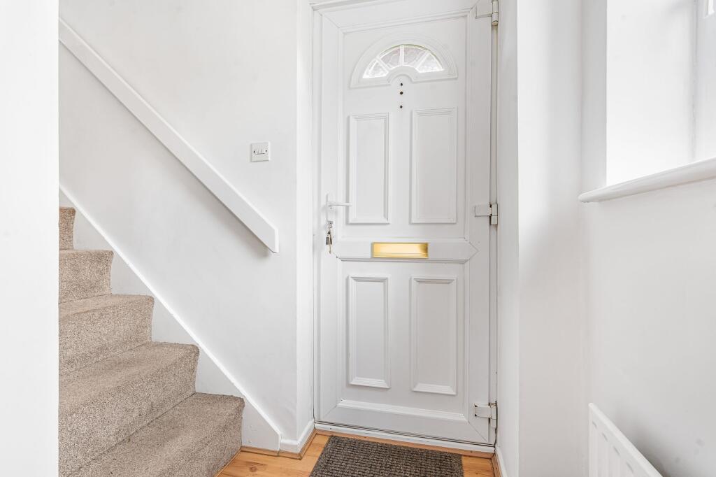 House in Huntingdonshire, Oxmoor, Huntingdon - More