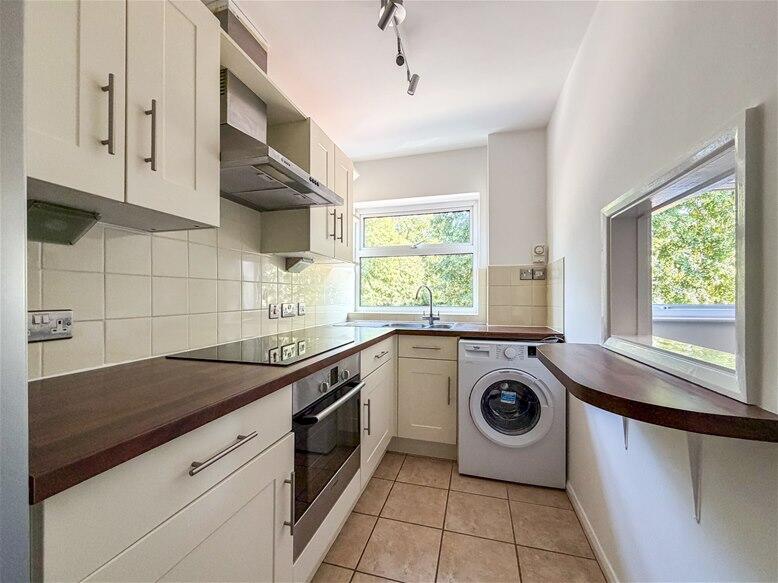 Milton Road, Harpenden, AL5 photo 3