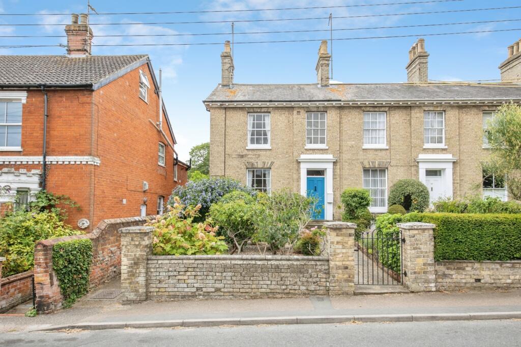 Main image of property: Gallows Hill, IPSWICH, Suffolk, IP7