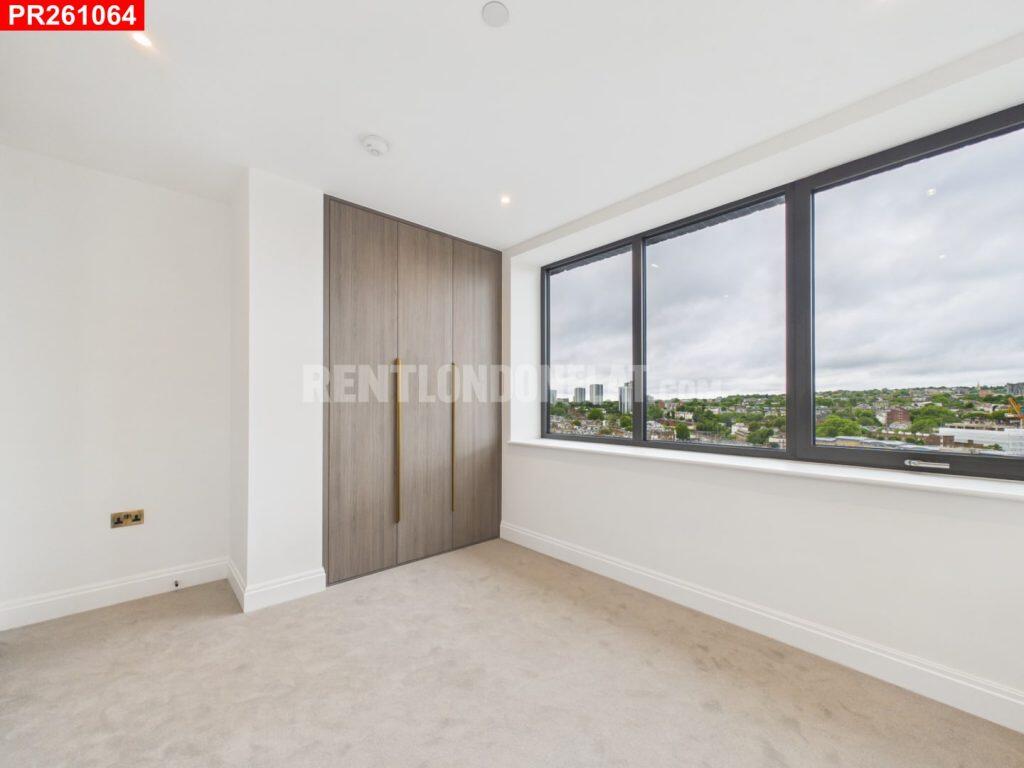 Main image of property: Camden Town – 1 Bedroom Flat