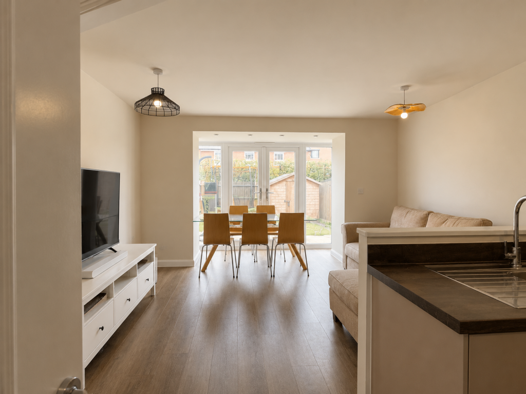 House in Milton Keynes, Broughton and Milton Keynes - View 2