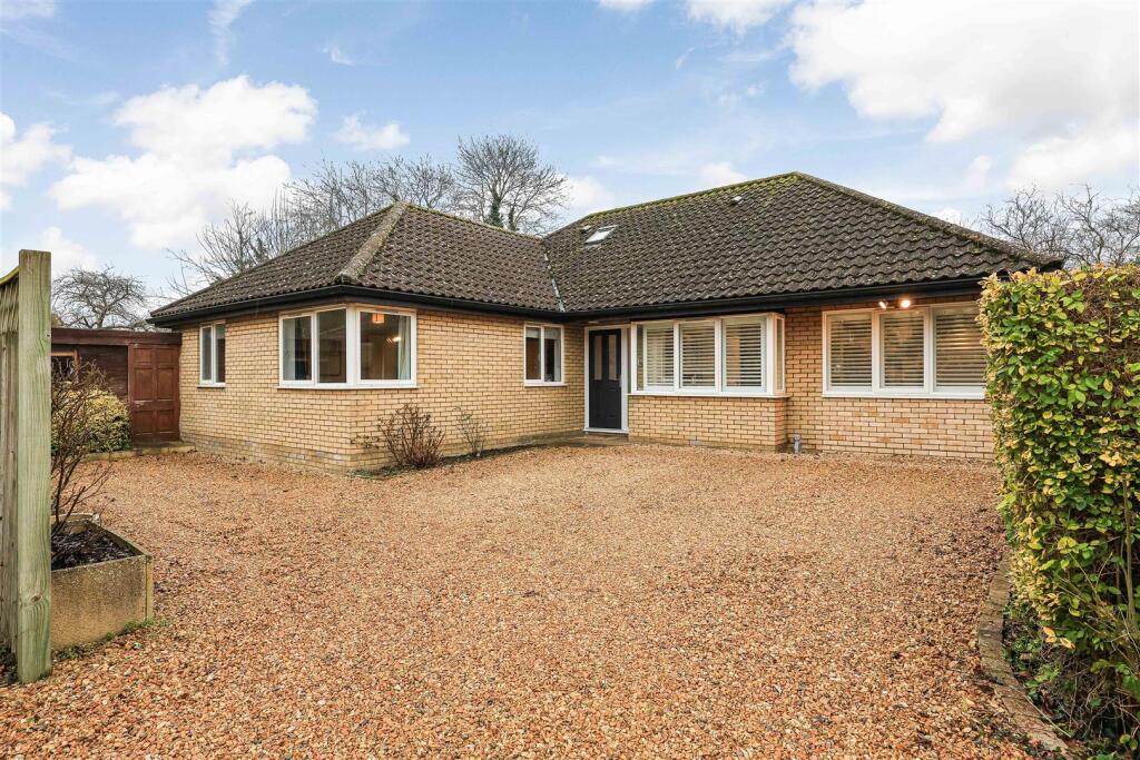 Main image of property: Chapel Street, Waterbeach, Cambridge