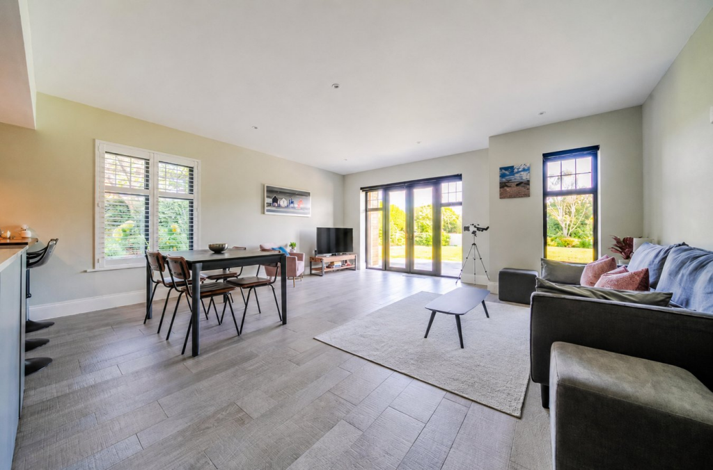Barton Common Road, New Milton, BH25 photo 5