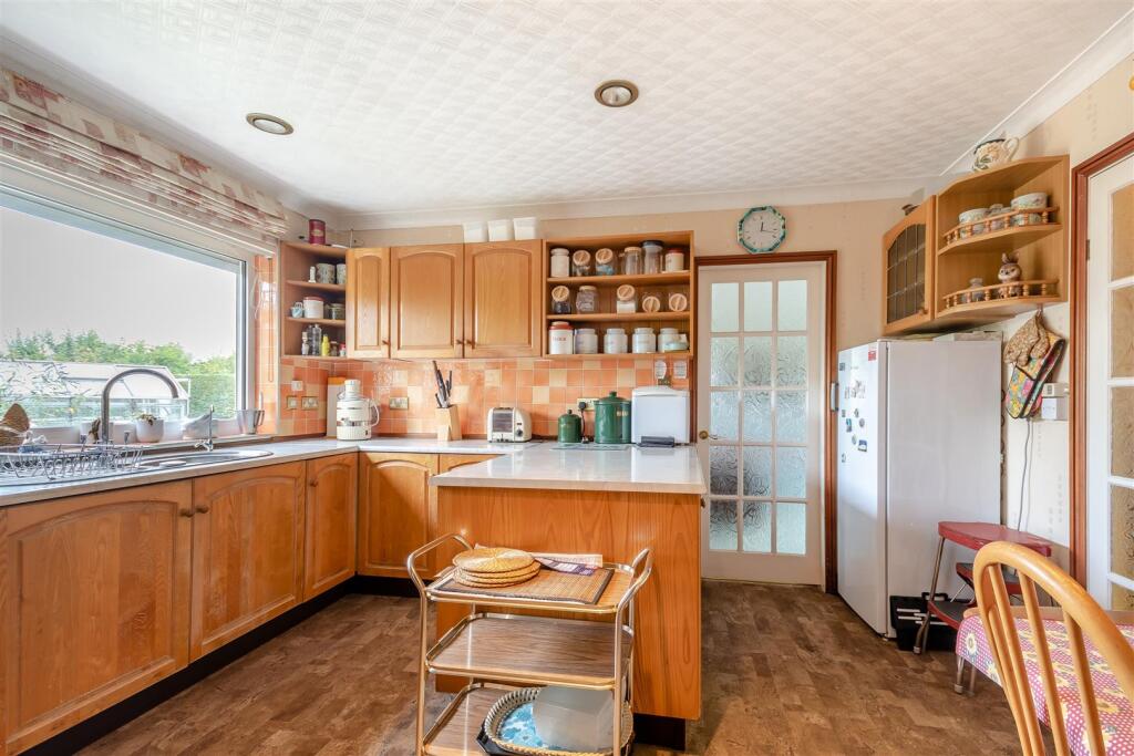 House in Forest of Dean, Newent - View 4